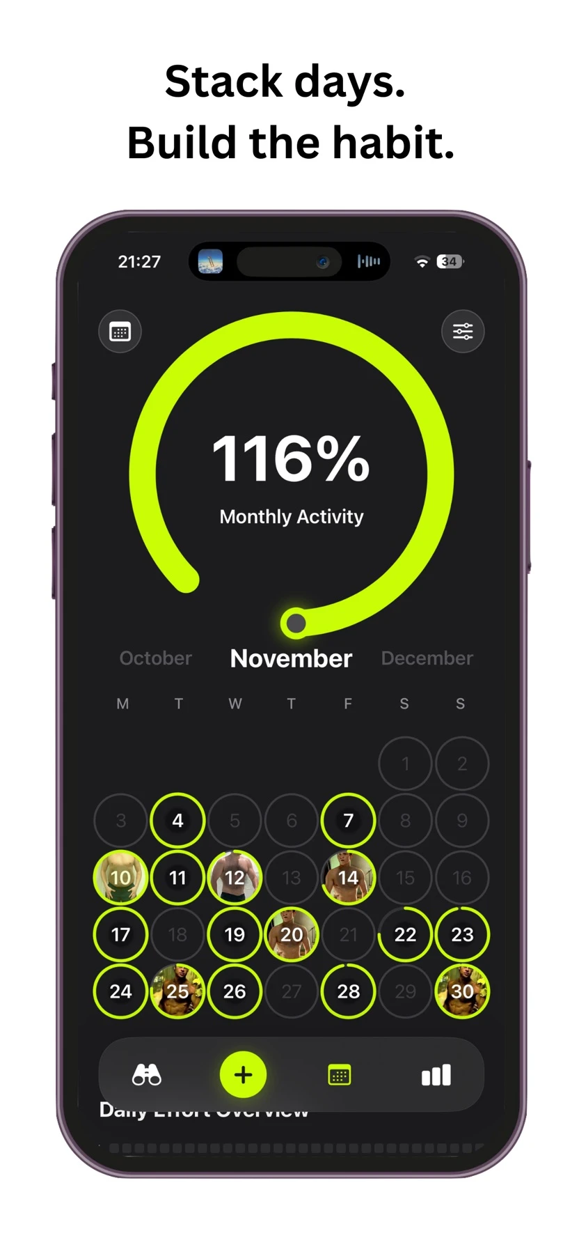 Maximus App Store screenshot of the workout calendar and monthly activity